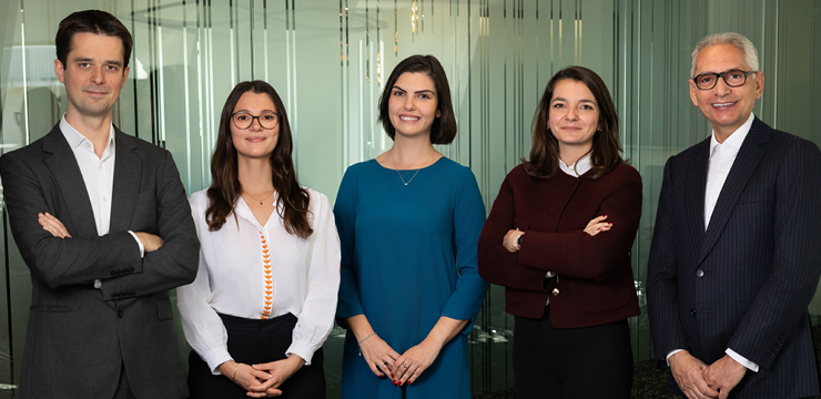 paris team - vianney toulouse, lea boutin, yona elfassi, mathilde duchamp and alain decombe